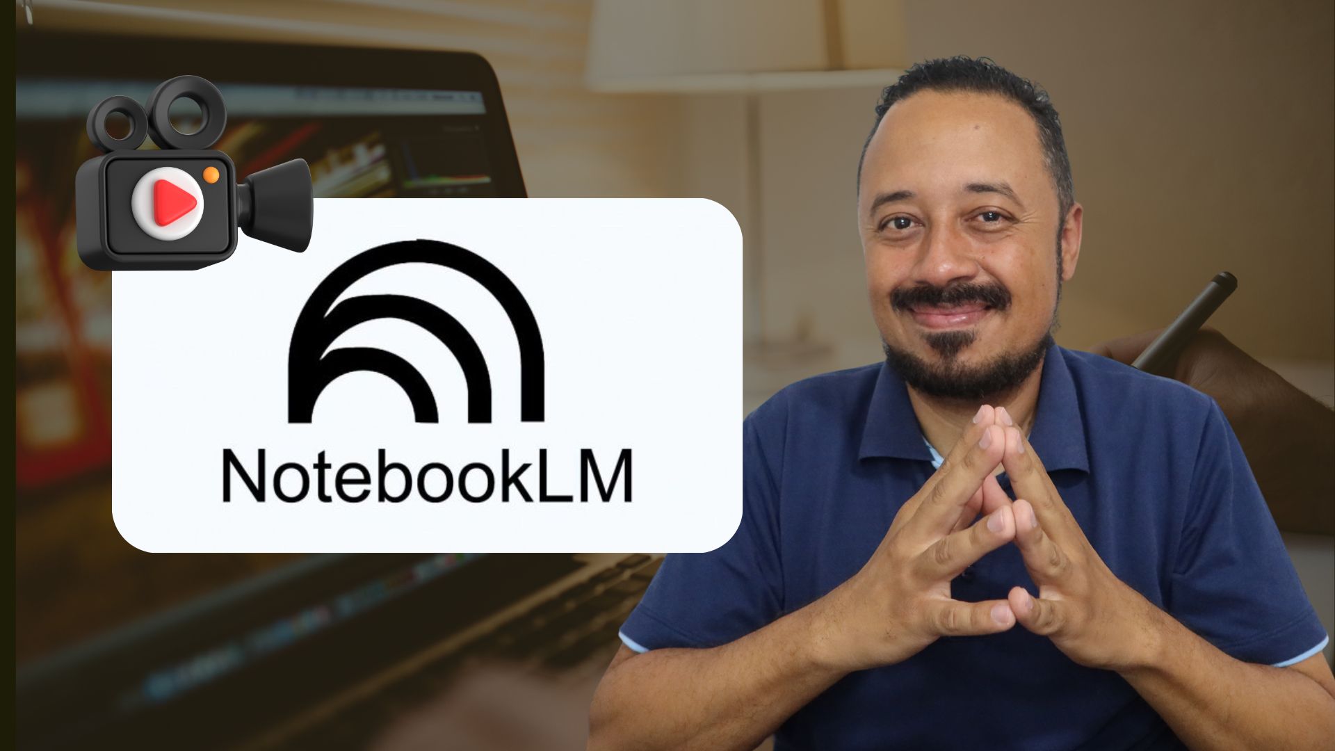 Professor apresentando o recurso de vídeos educativos do NotebookLM